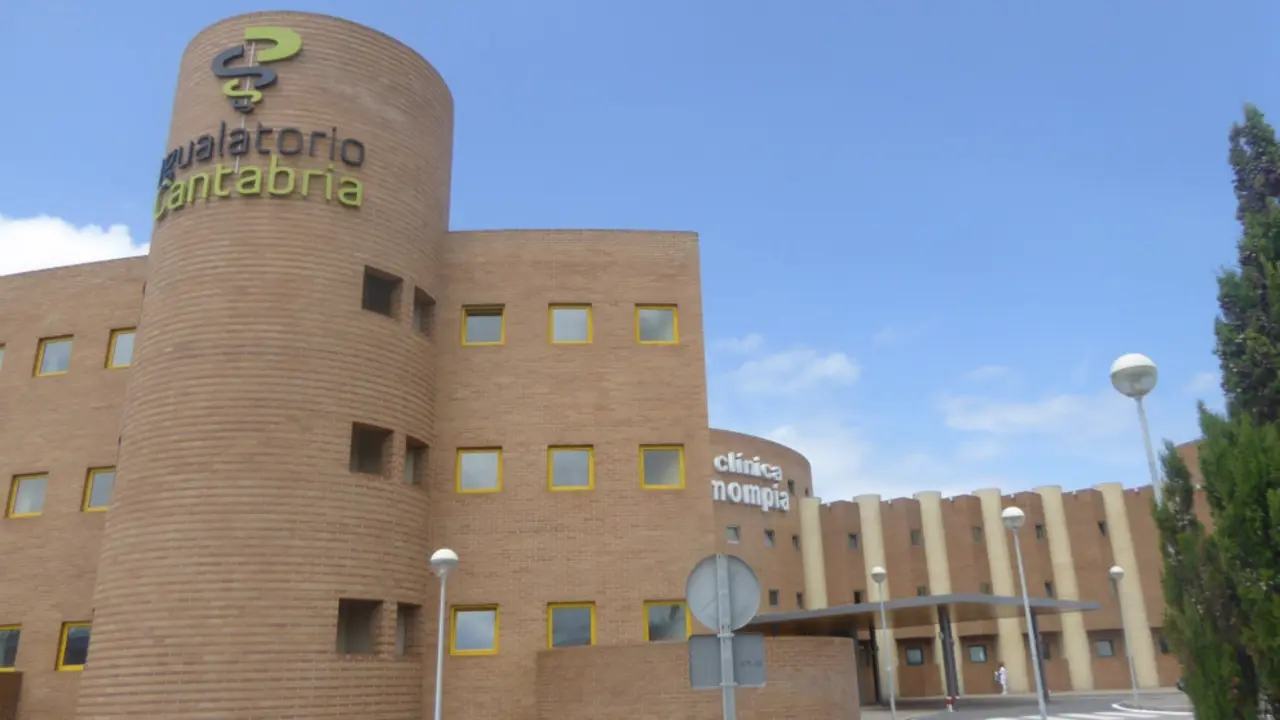 Cl&iacute;nica Momp&iacute;a