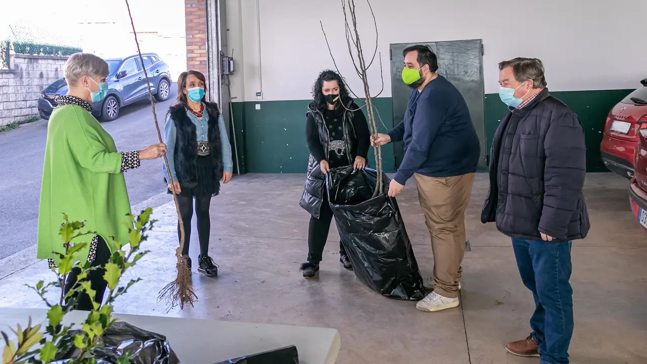 Entrega de árboles en Polanco