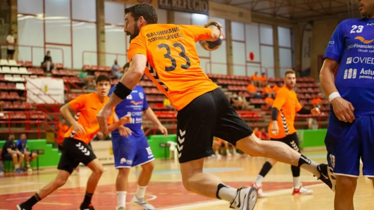 El BM Torrelavega | Foto- Raúl Ceballos