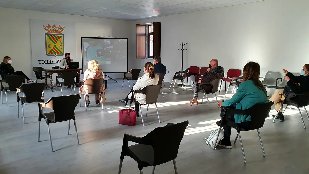Presentaci&oacute;n del Plan Estrat&eacute;gico de la Bicicleta al sector hotelero de Torrelavega