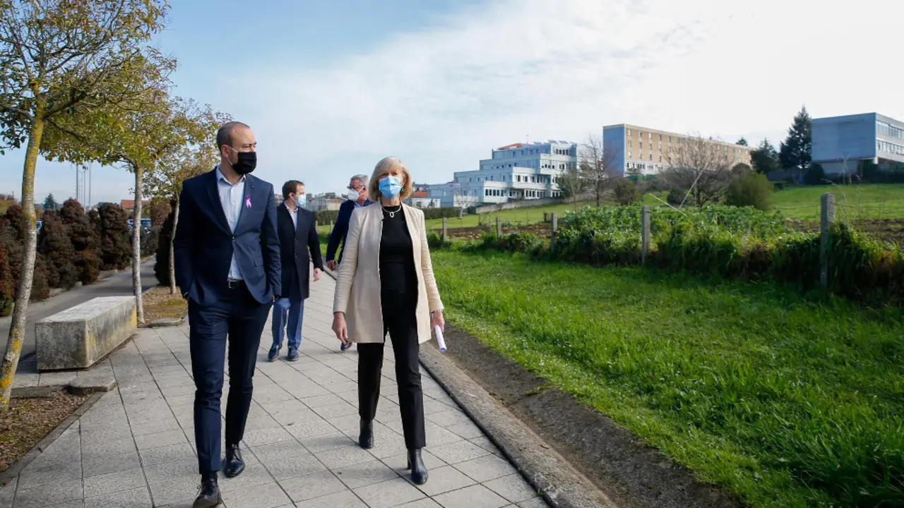 Visita de las autoridades