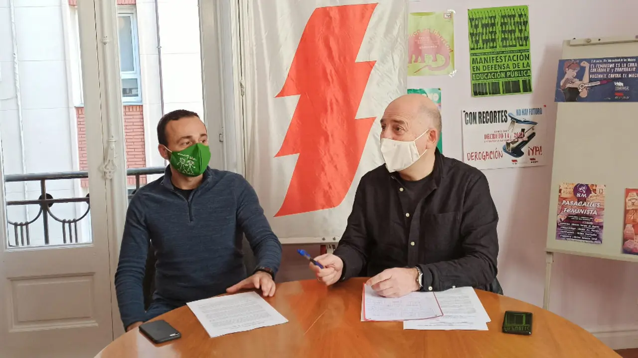 Los miembros del secretariado del sindicato STEC, Raúl Agüera y Jesús Aguayo