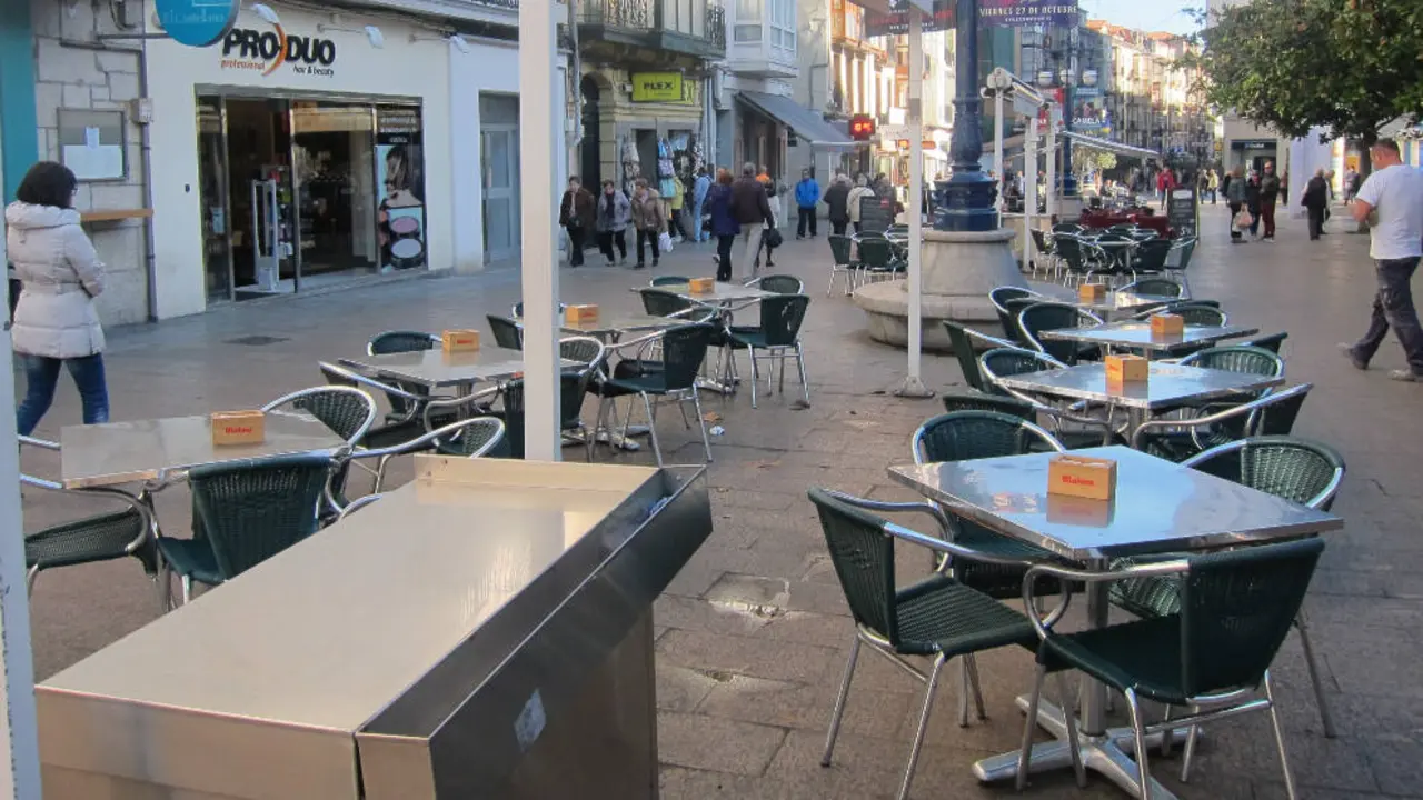 La hostelería en Cantabria solo puede servir en las terrazas