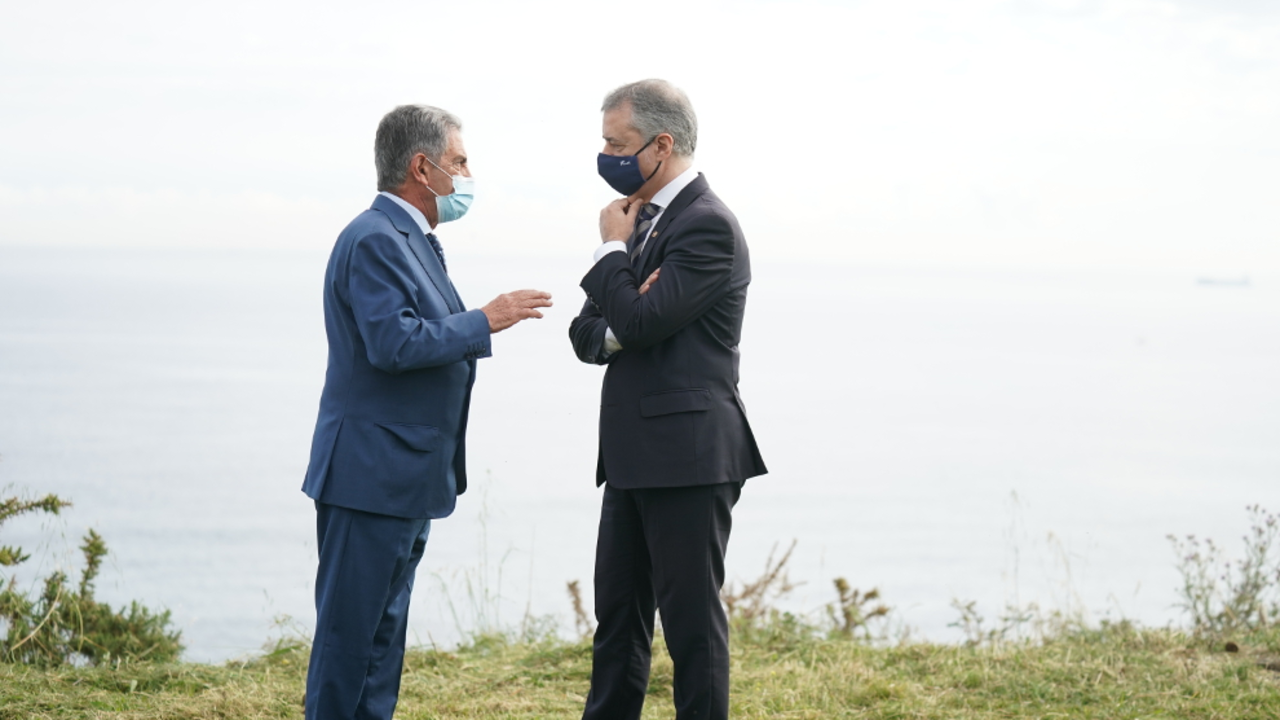 Miguel Ángel Revilla e Iñigo Urkullu en una foto de archivo