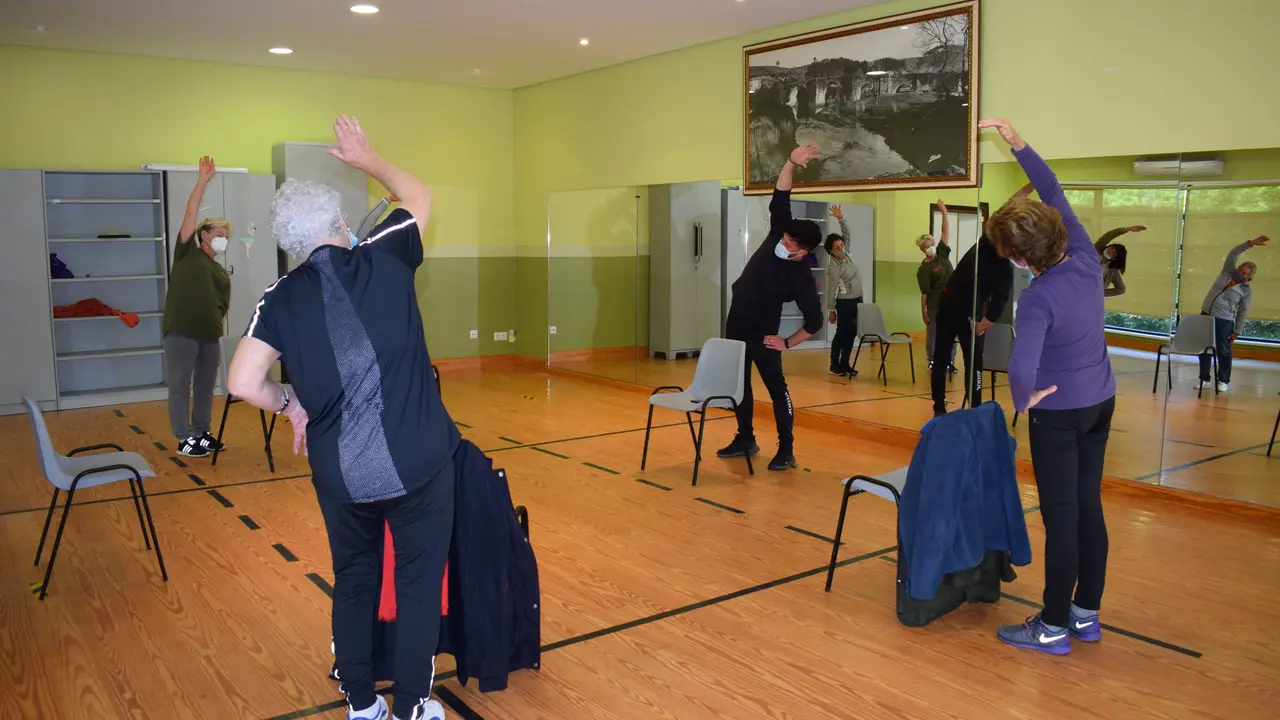 Clase del programa de promoci&oacute;n del envejecimiento activo