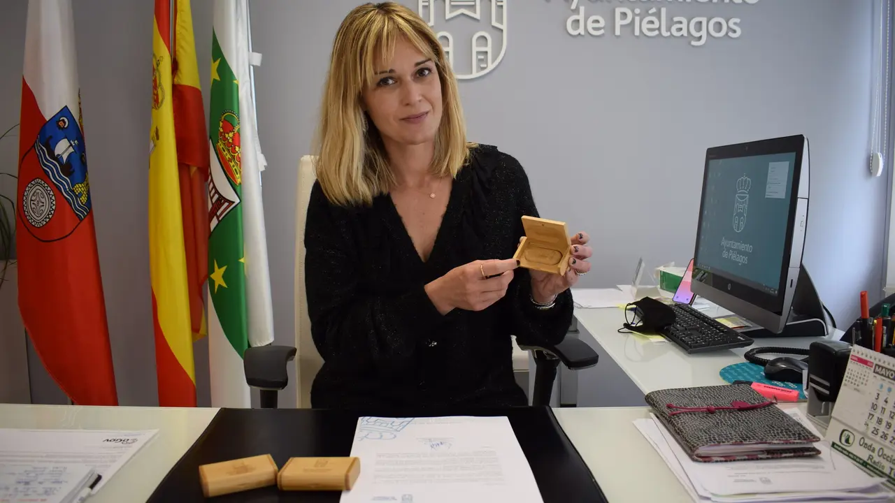 La alcaldesa de Pi&eacute;lagos, Ver&oacute;nica Samperio