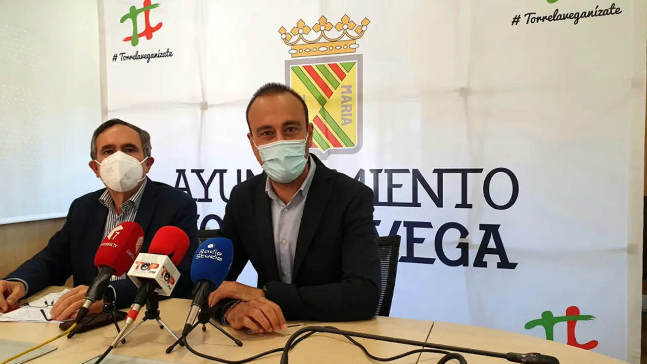 Cruz Viadero y López Estrada en rueda de prensa