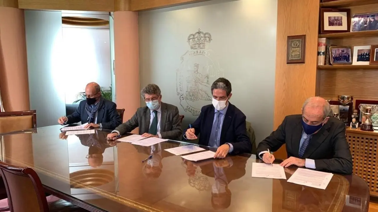 Convenio entre la C&aacute;mara de Comercio de Torrelavega y varios colegios profesionales para la puesta en marcha de un servicio de mediaci&oacute;n