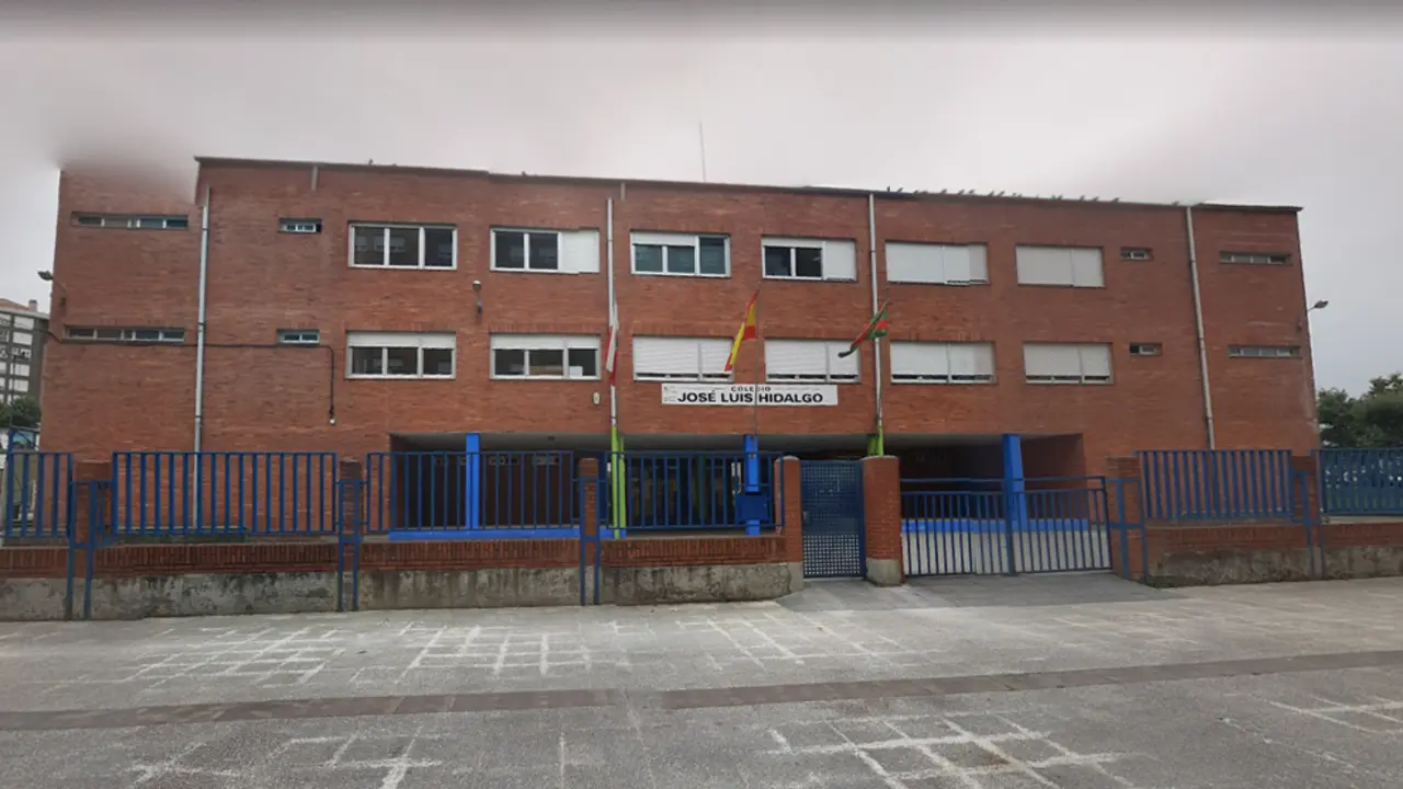 Colegio José Luis Hidalgo de Torrelavega | Foto- Google Maps