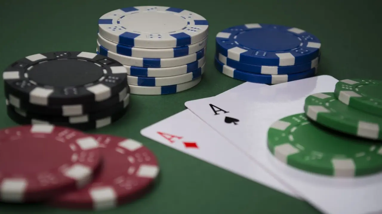 La Ley del Juego de Cantabria prohibirá los patrocinios deportivos de las casas de apuestas