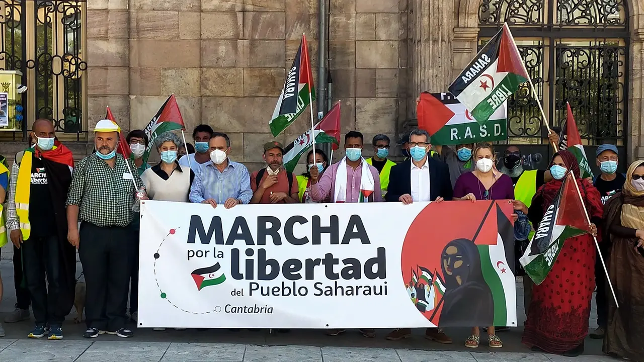 Marcha por la Libertad del Pueblo Saharaui en Torrelavega