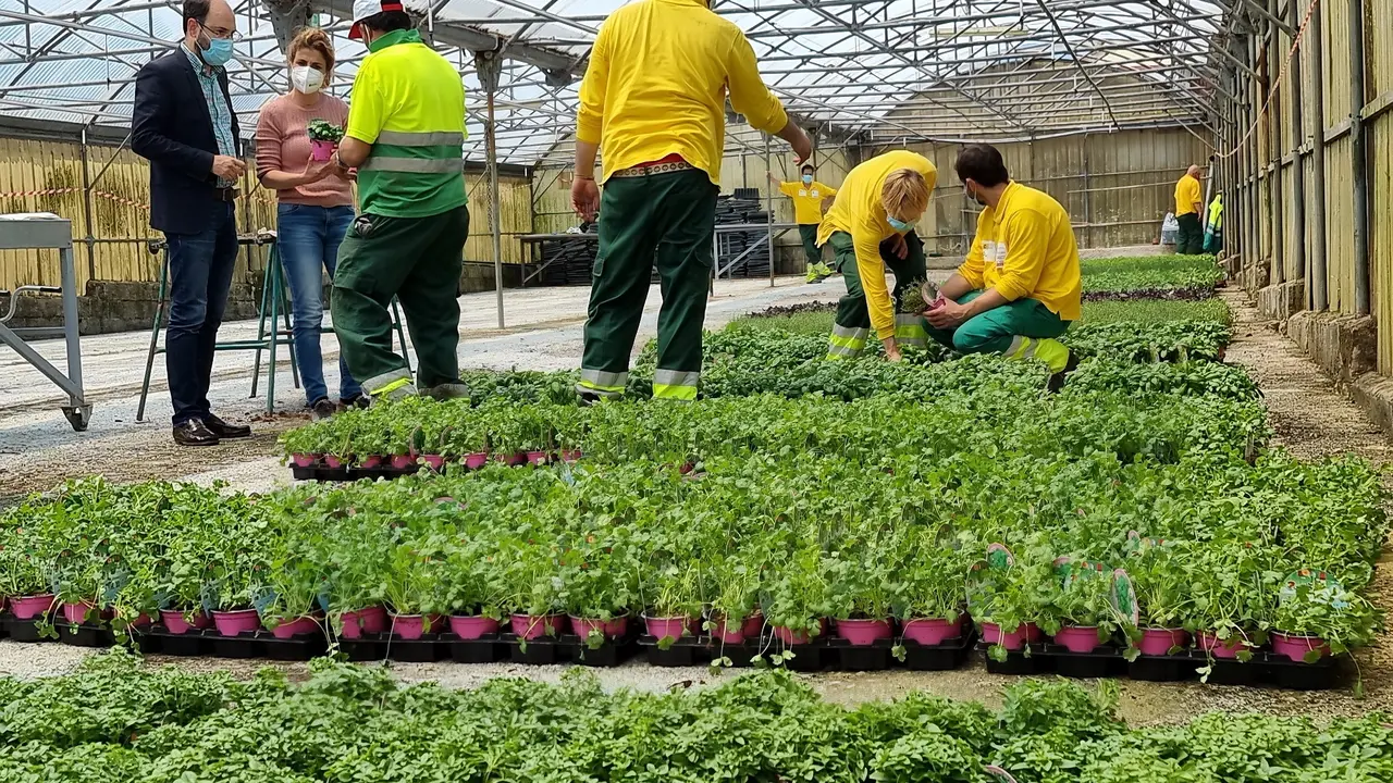 El concejal Jos&eacute; Luis Urraca visita el Serca