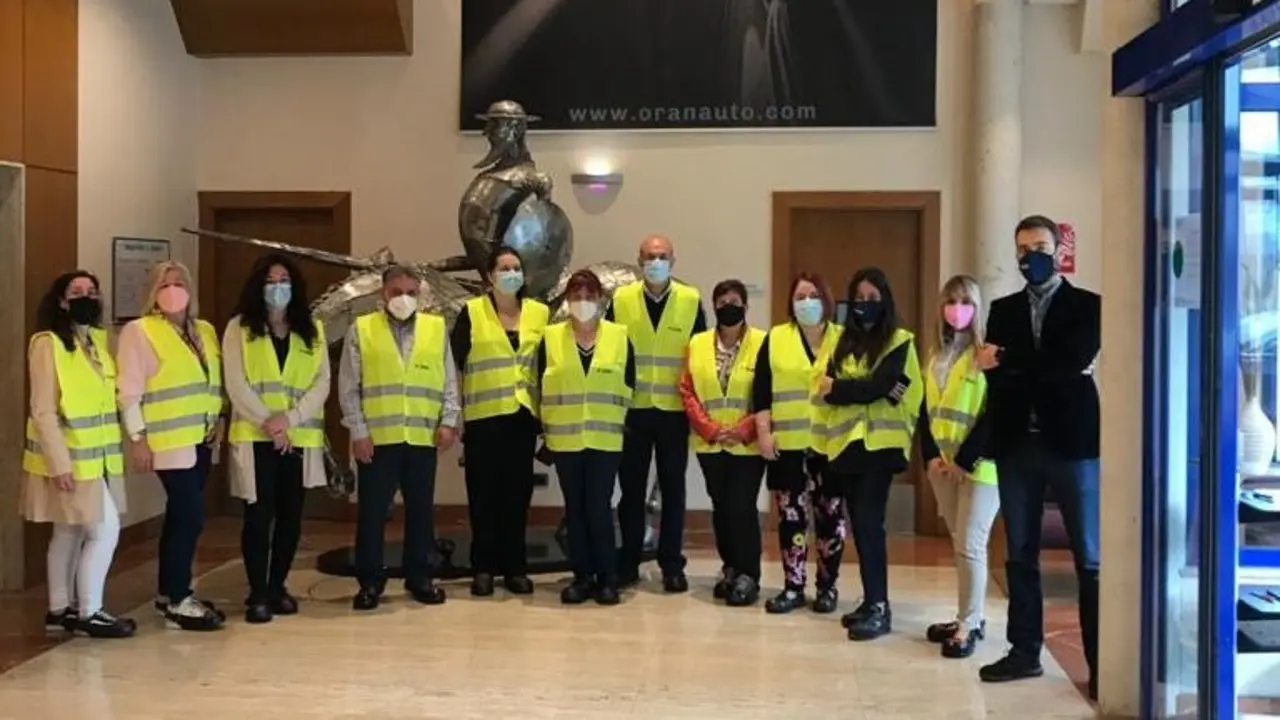 Los integrantes de la VII lanzadera de empleo de Pi&eacute;lagos visitan los Talleres Or&aacute;n