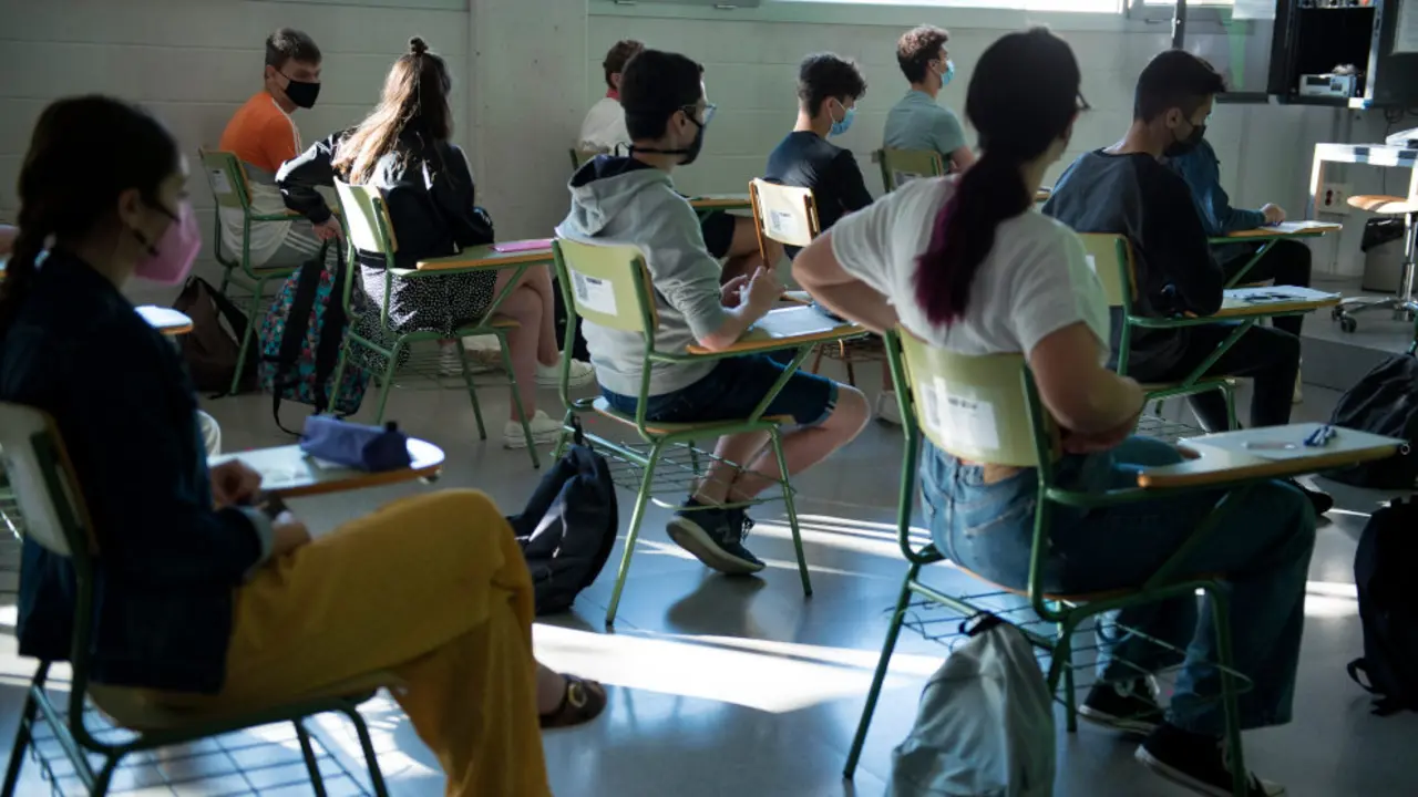 Este viernes no se han cerrado nuevas aulas por casos de Covid por segundo día consecutivo