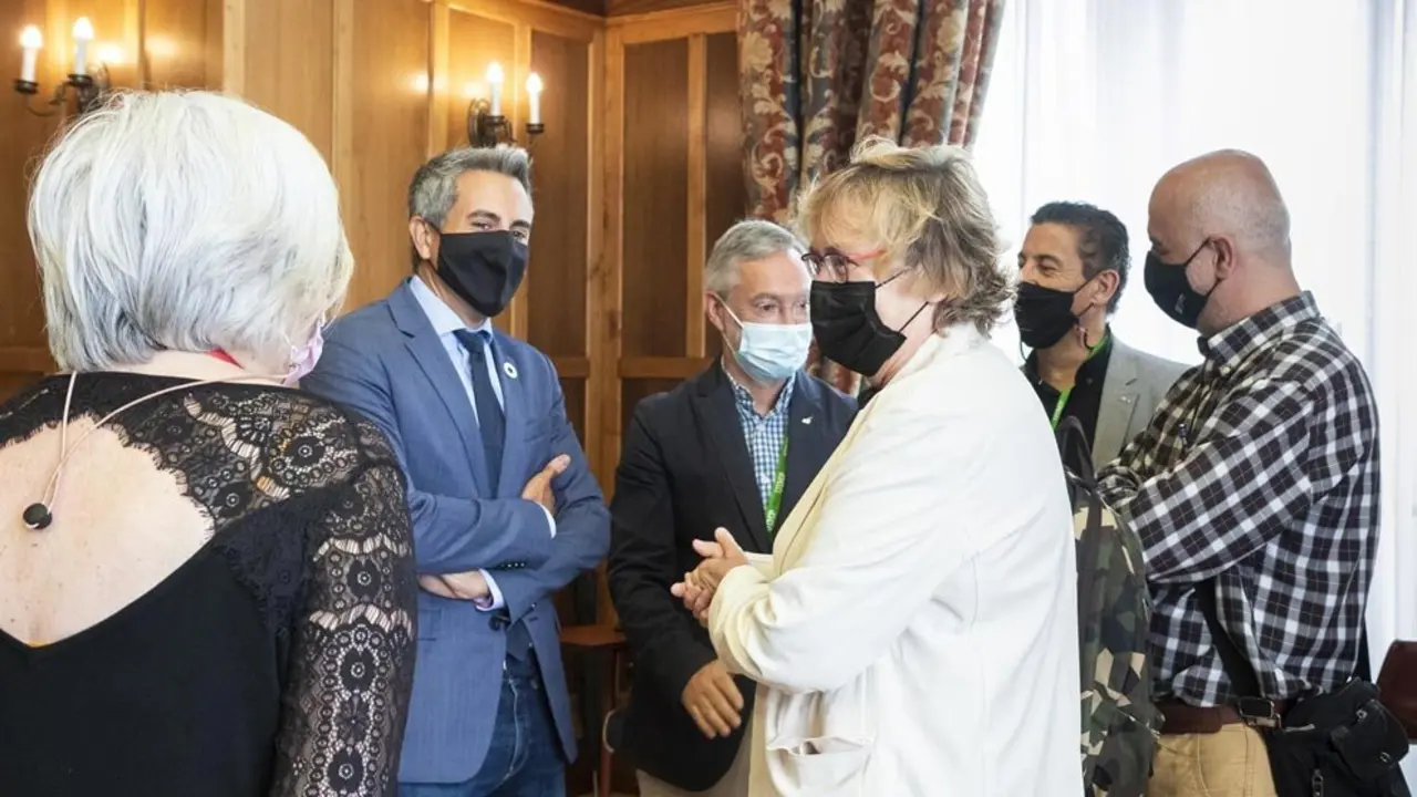 El vicepresidente y consejero de Universidades, Igualdad, Cultura y Deporte, Pablo Zuloaga, inaugura el curso de la UIMP sobre &lsquo;El arte rupestre en los albores del tercer milenio- investigación, valorización y uso social&rsquo;