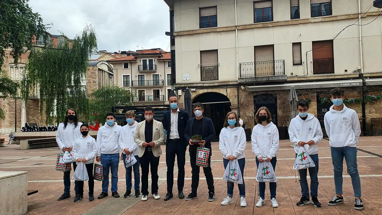 Recepción al equipo de ajedrez de Torrelavega