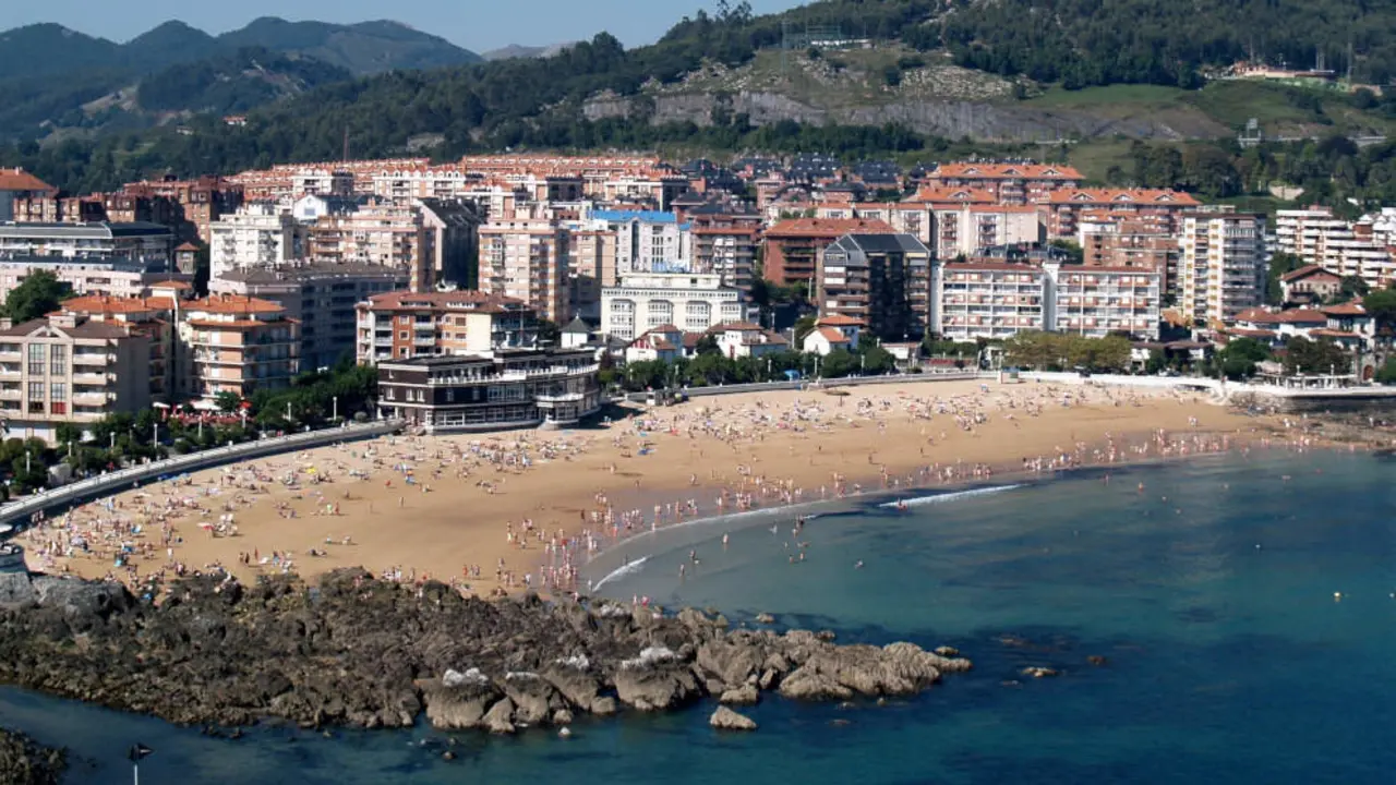 Playa de Brazomar, Castro Urdiales