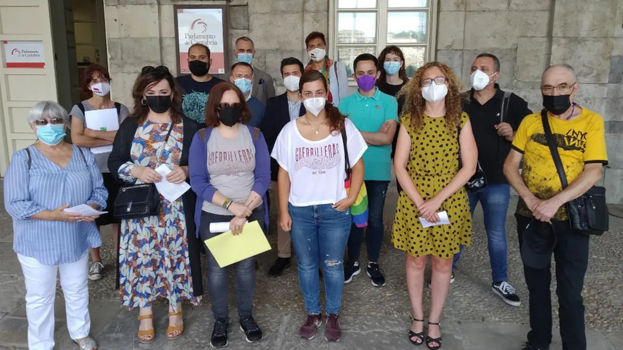 Presentación del Manifiesto por la Ley de Memoria Histórica de Cantabria