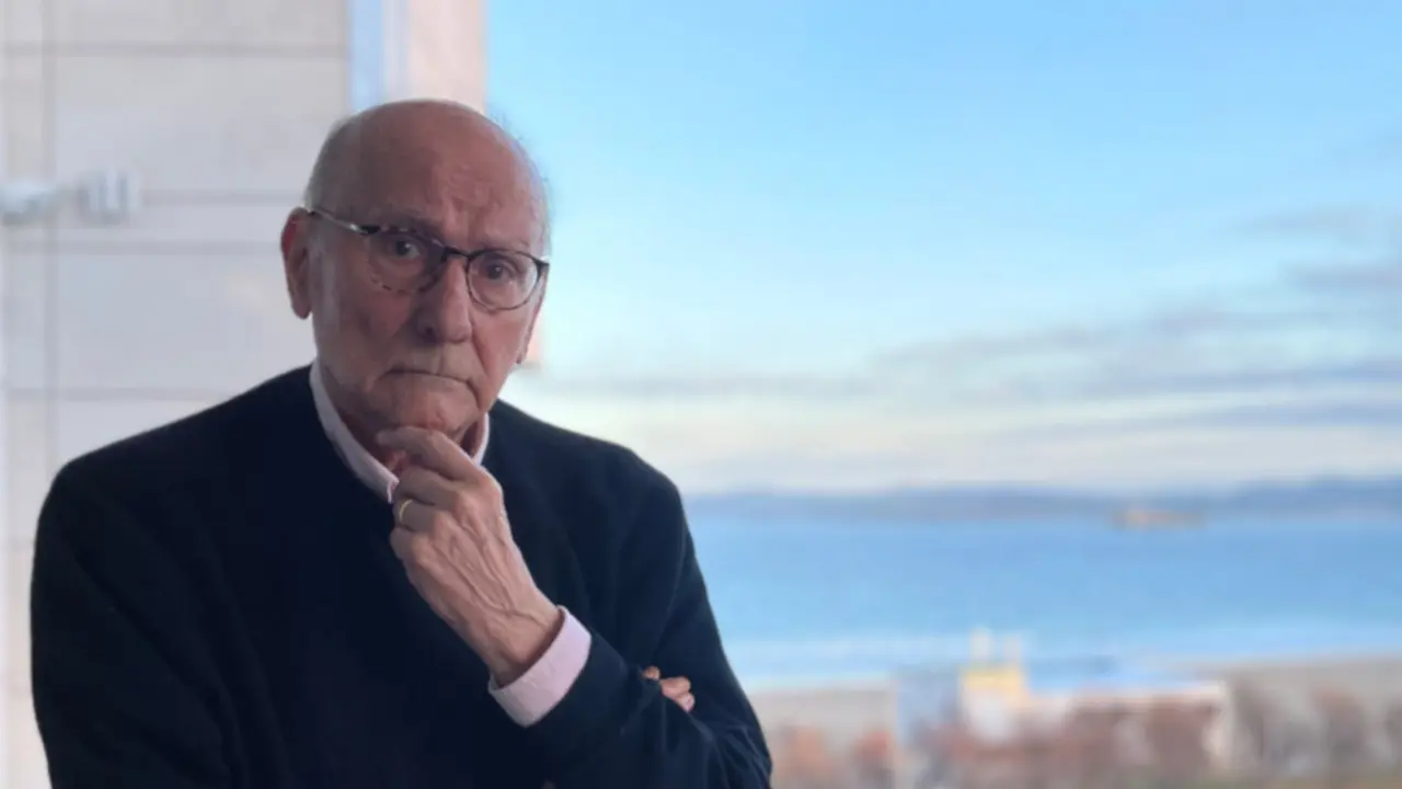 Mario Camus, director y guionista cántabro