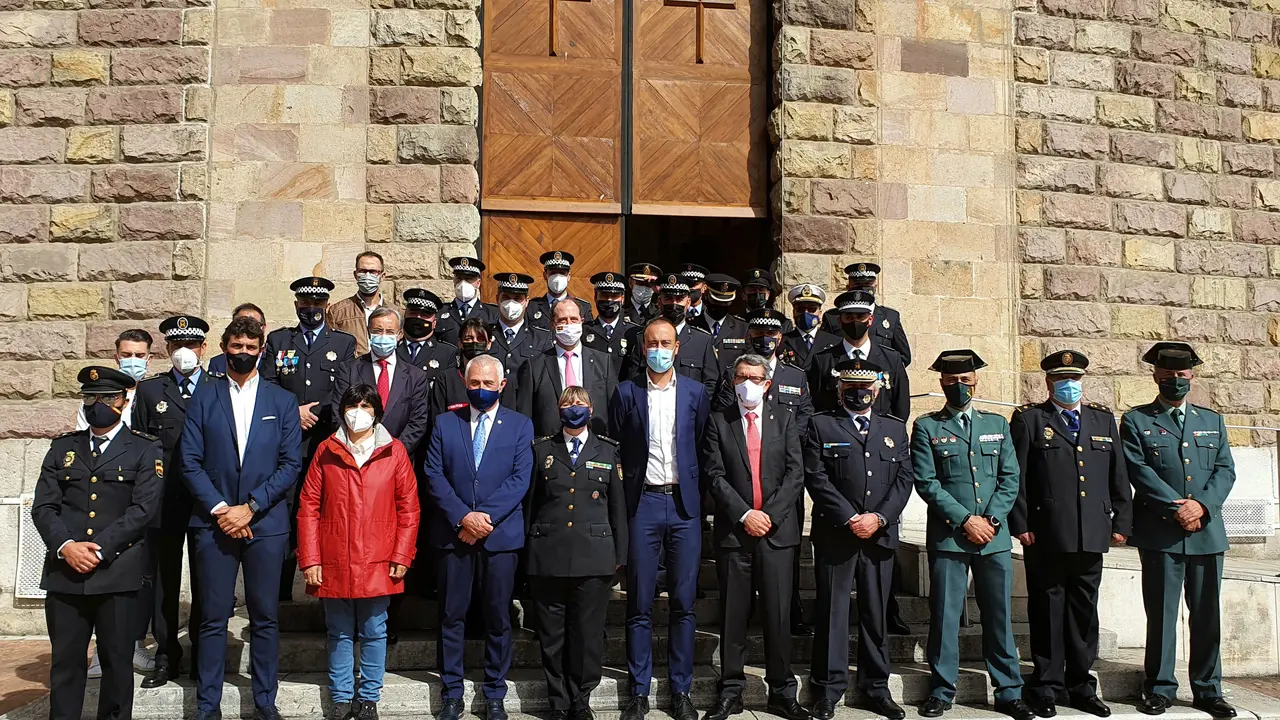La Polic&iacute;a Local de Torrelavega celebra su patr&oacute;n, San Miguel Arc&aacute;ngel