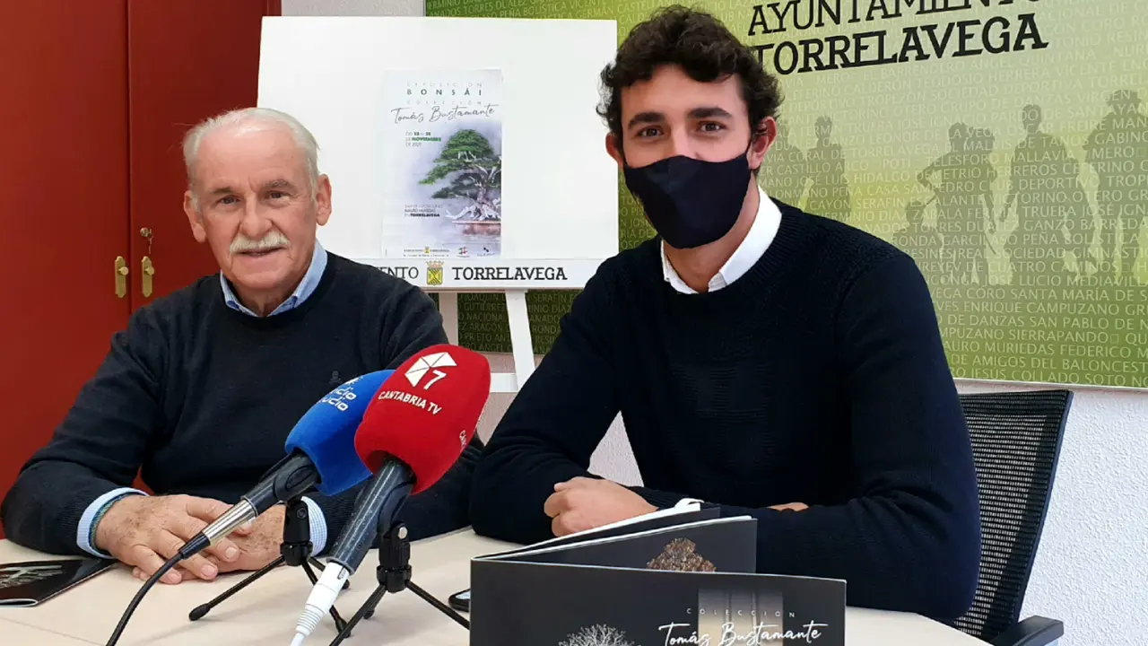 Tom&aacute;s Bustamante y Nacho Gonz&aacute;lez presentan la exposici&oacute;n de bons&aacute;is