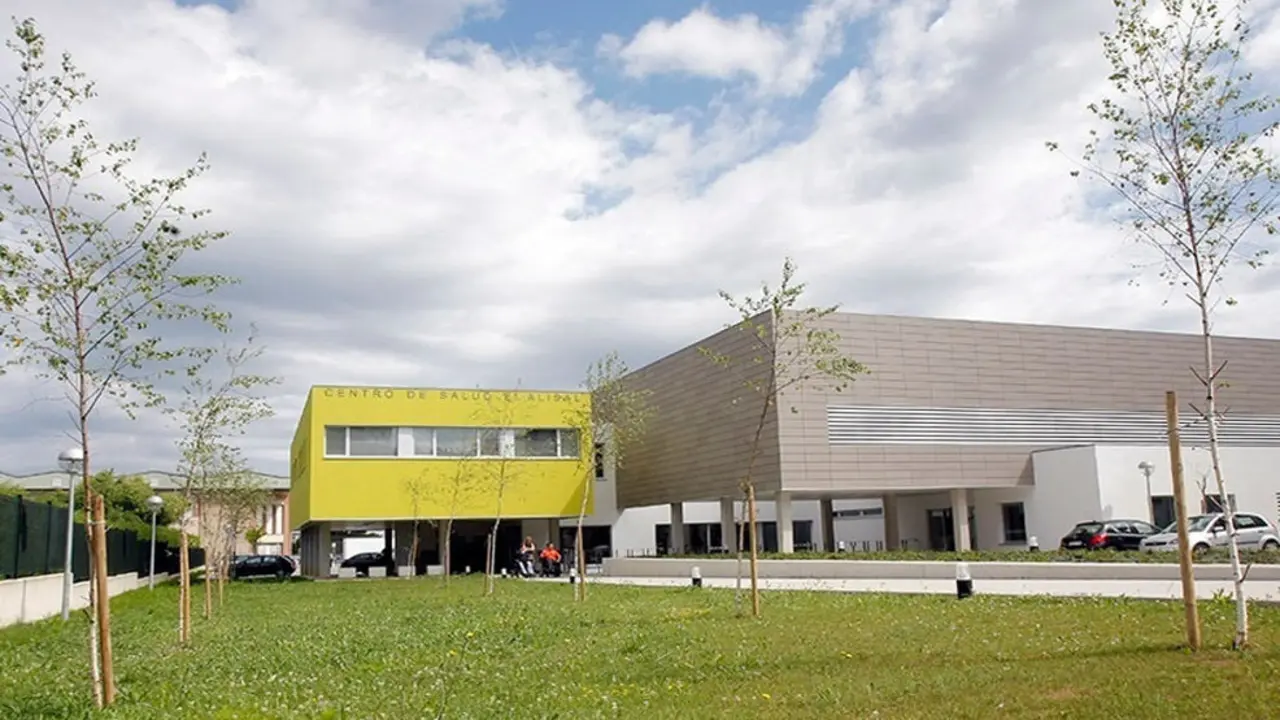 Centro de salud de El Alisal en Santander