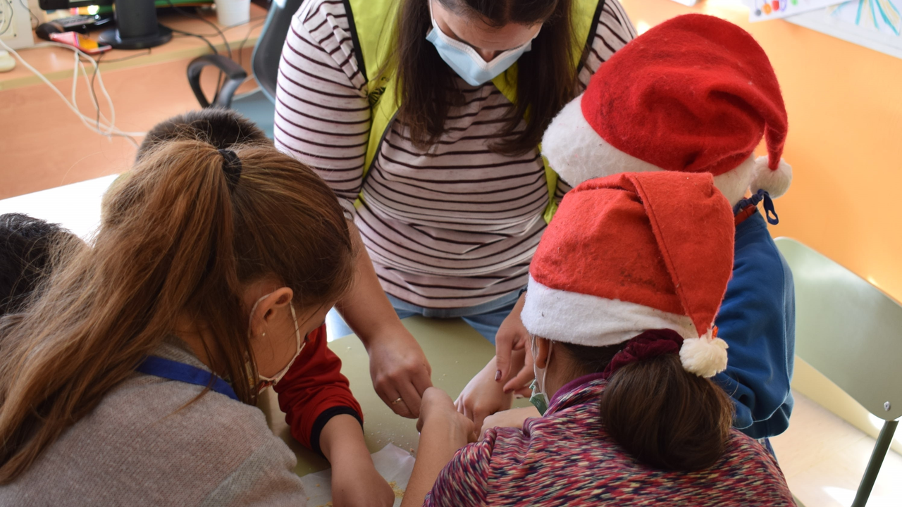 Ni&ntilde;os en el programa de conciliaci&oacute;n de Pi&eacute;lagos