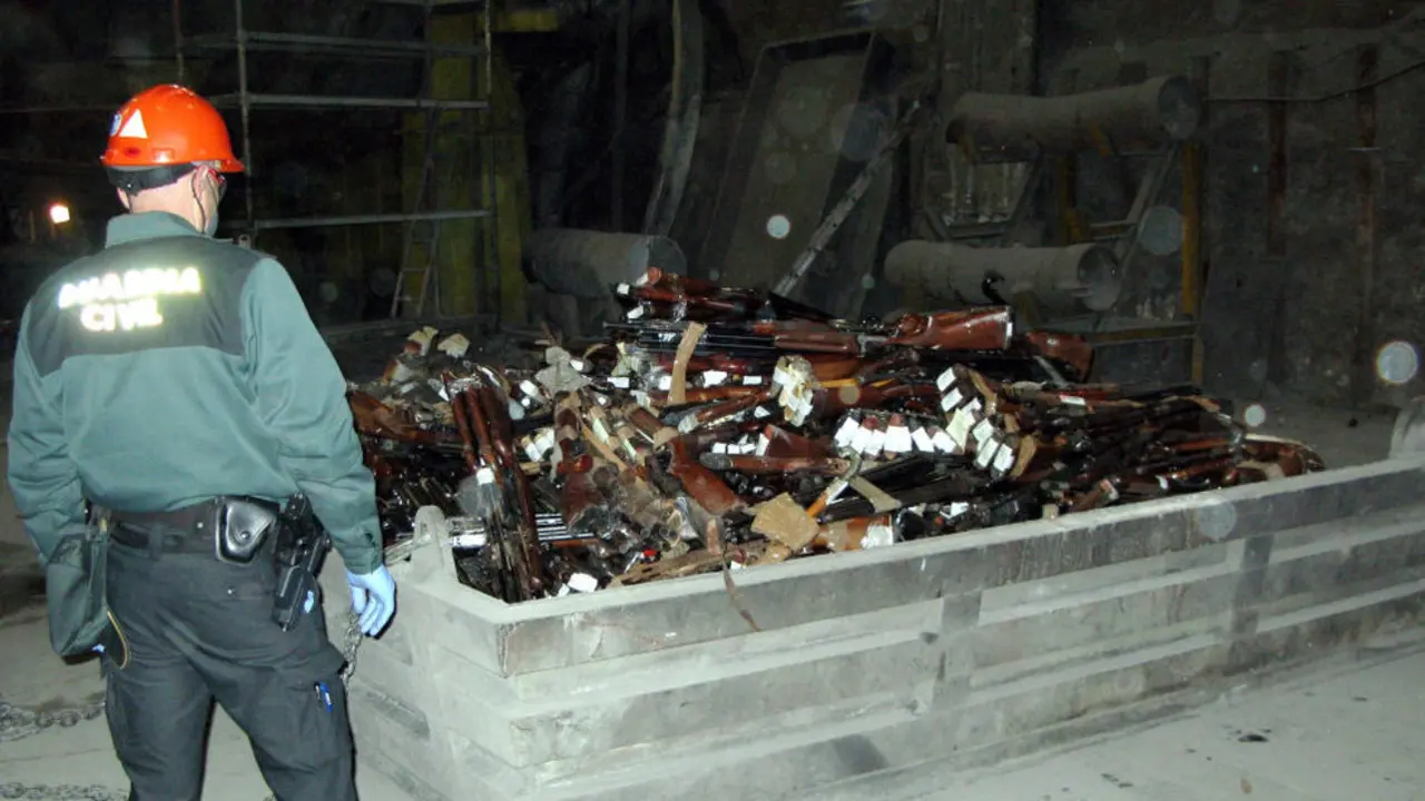 Armas destruidas por la Guardia Civil