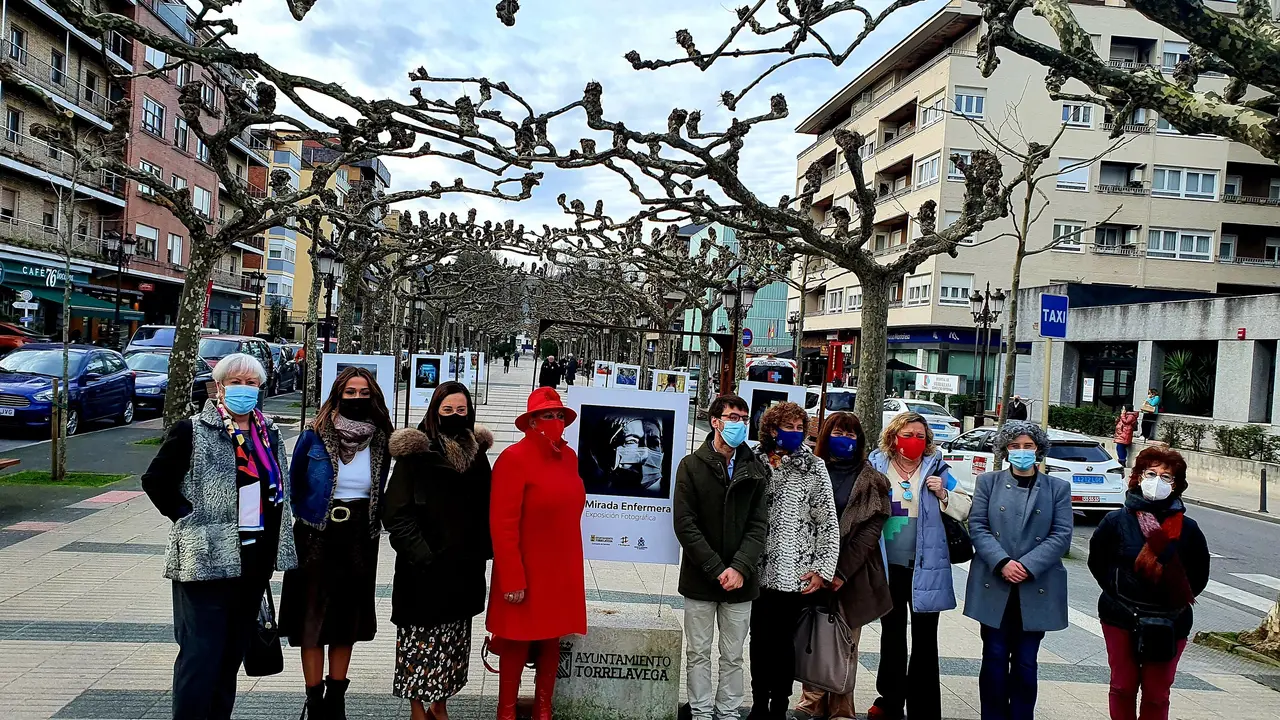 Inauguraci&oacute;n de la exposici&oacute;n 'La mirada enfermera'