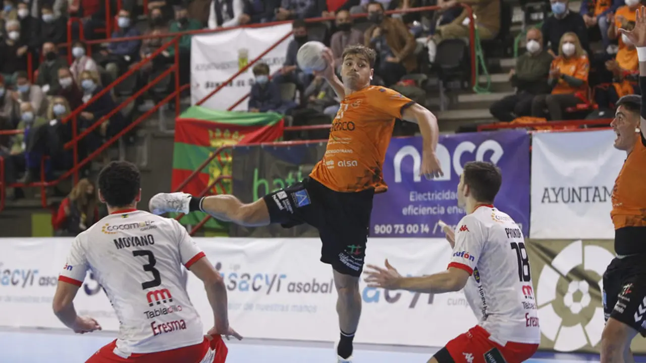 Fabrizio Casanova se dispone a realizar un lanzamiento