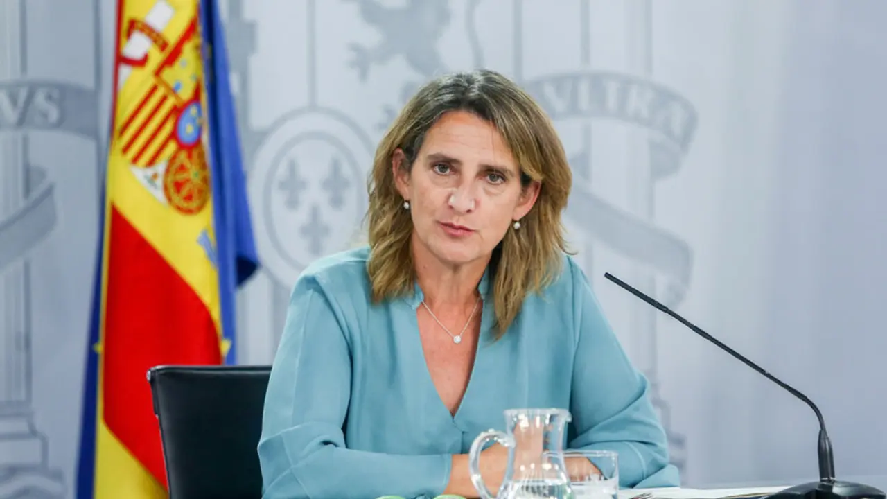 La vicepresidenta tercera y ministra para la Transición Ecológica y el Reto Demográfico del Gobierno, Teresa Ribera