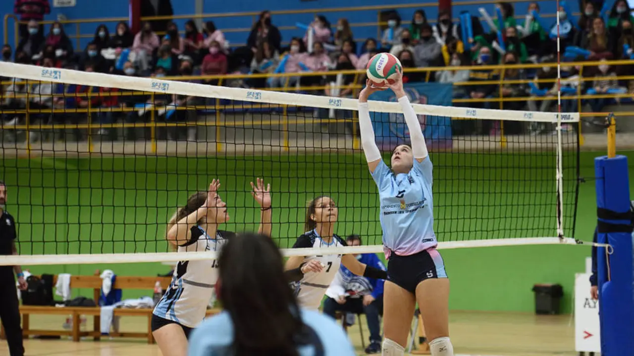 El CV Torrelavega ha perdido el duelo ante el CV Torrejón