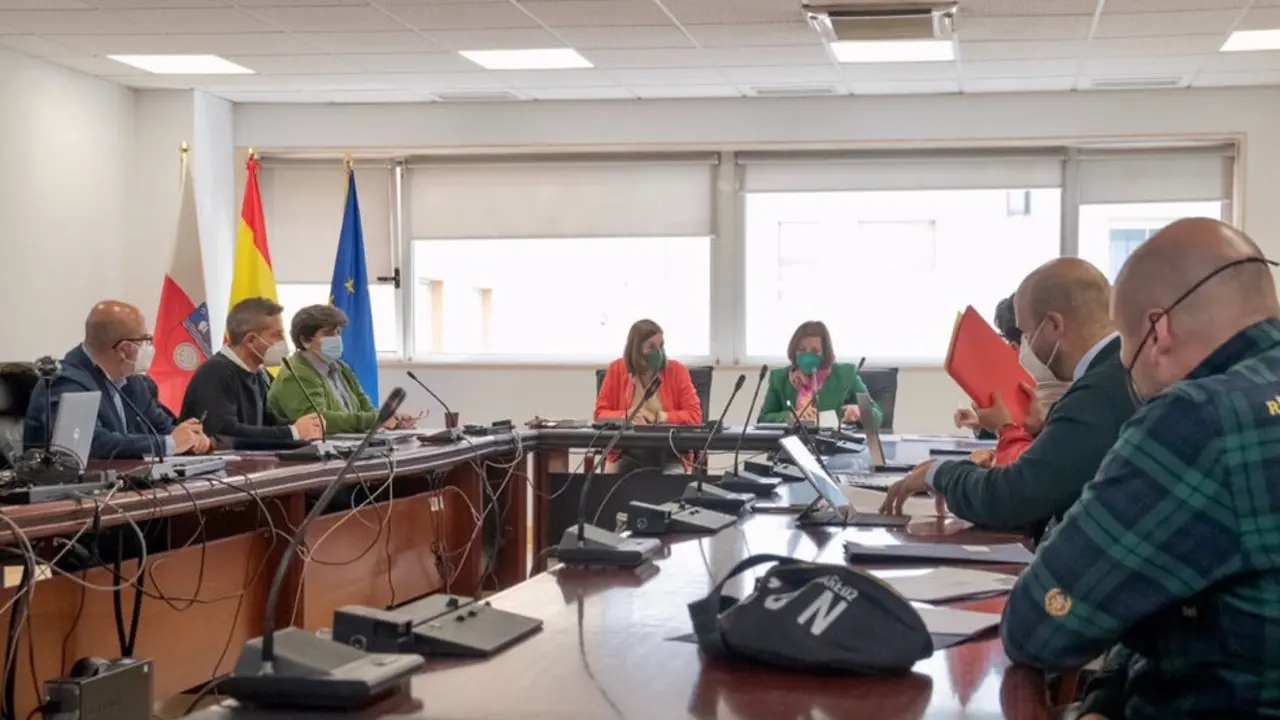 La consejera de Presidencia, en la reunión del grupo de trabajo de la Administración electrónica local