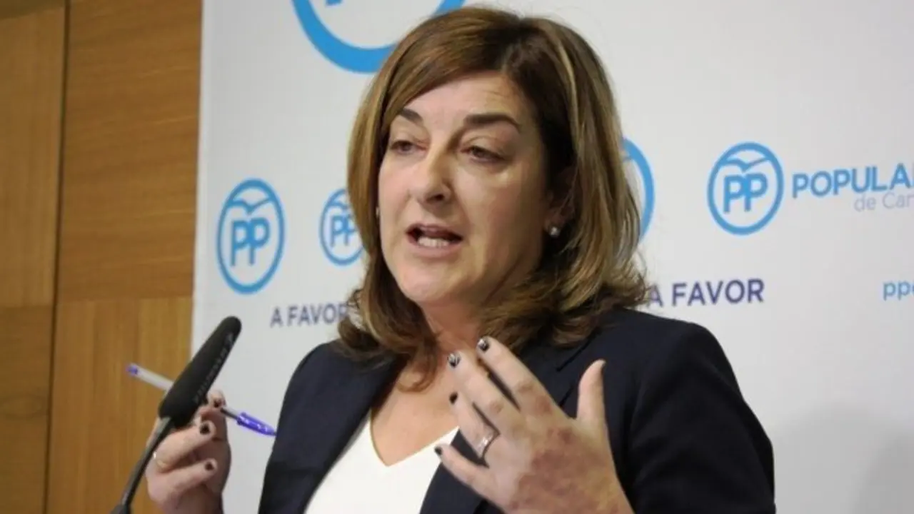 La presidenta del PP de Cantabria, María José Sáenz de Buruaga