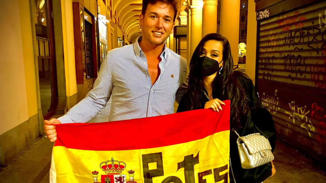 Lucas junto a Chanel en Turín