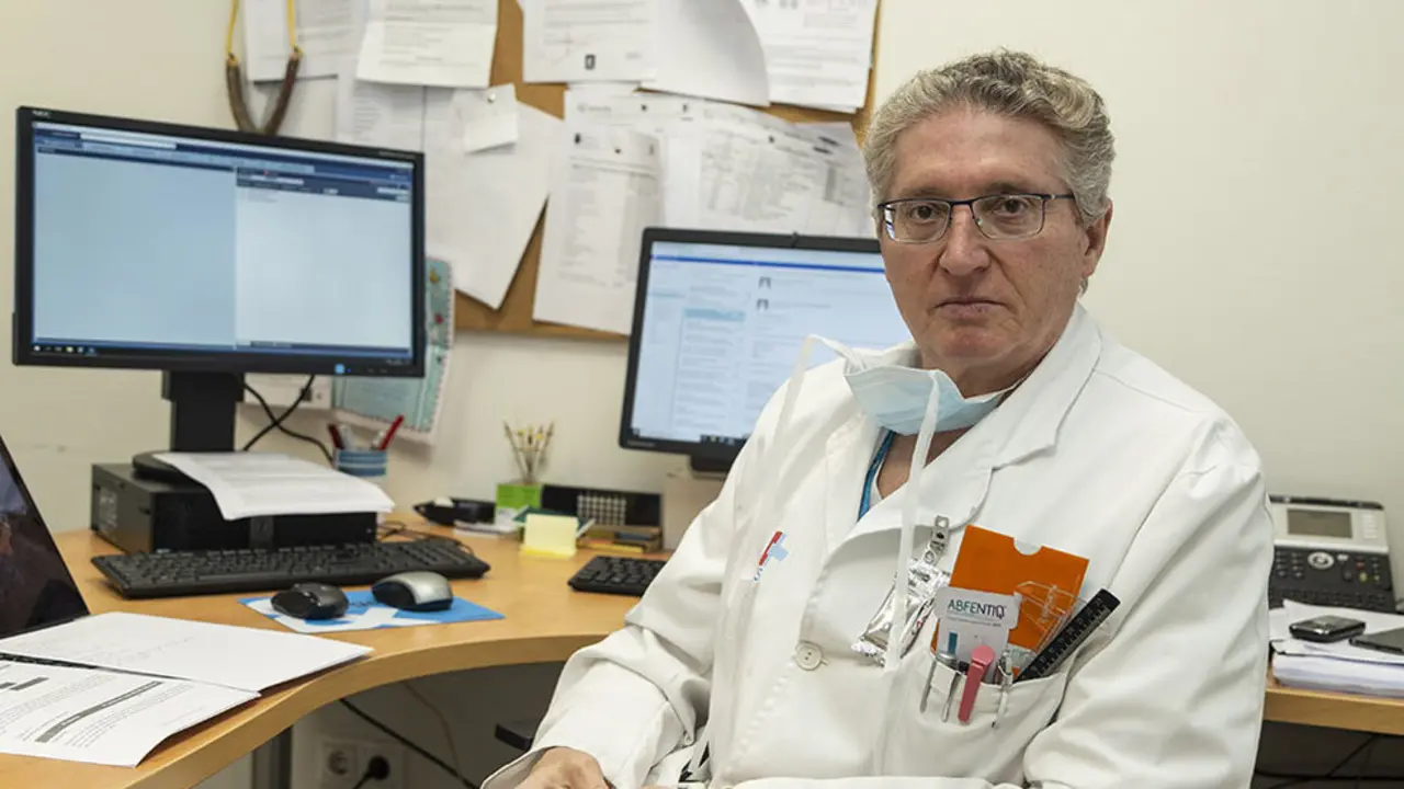 Pedro Prada, jefe del Servicio de Oncología Radioterápica de Valdecilla