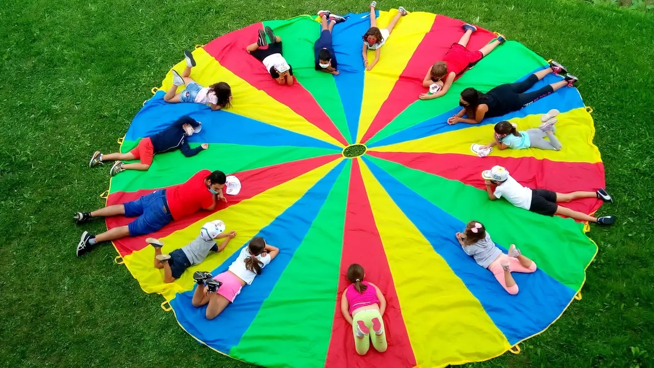 Actividad del campamento de verano de Pi&eacute;lagos