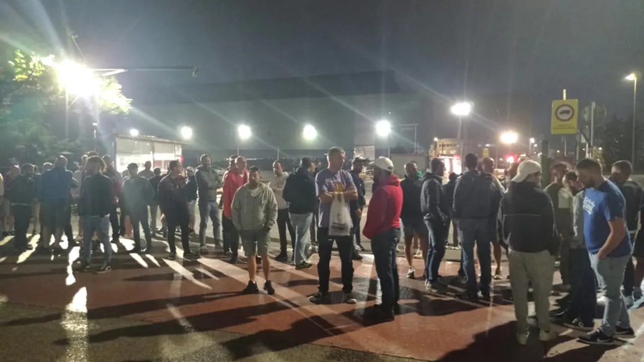 Piquete informativo en GSW con motivo de la huelga del metal