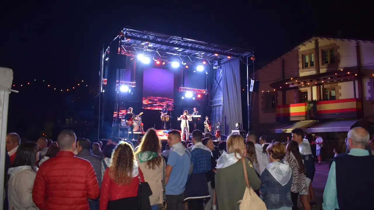 Concierto fiestas Virgen de Valencia de Pi&eacute;lagos