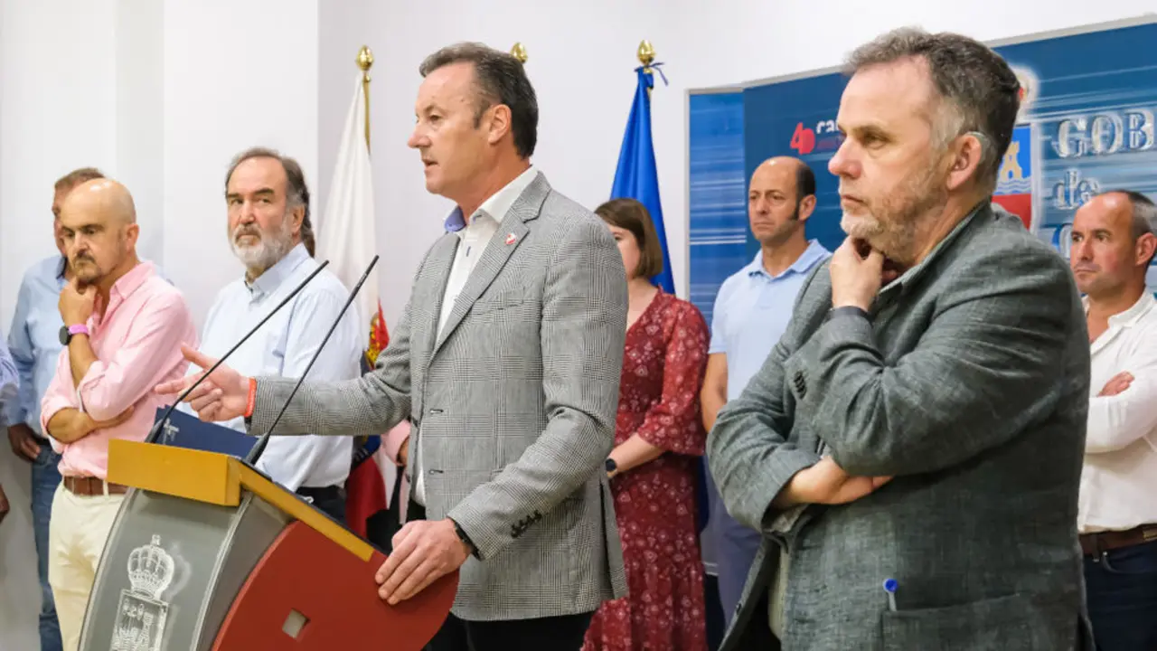 Guillermo Blanco ante los medios de comunicación