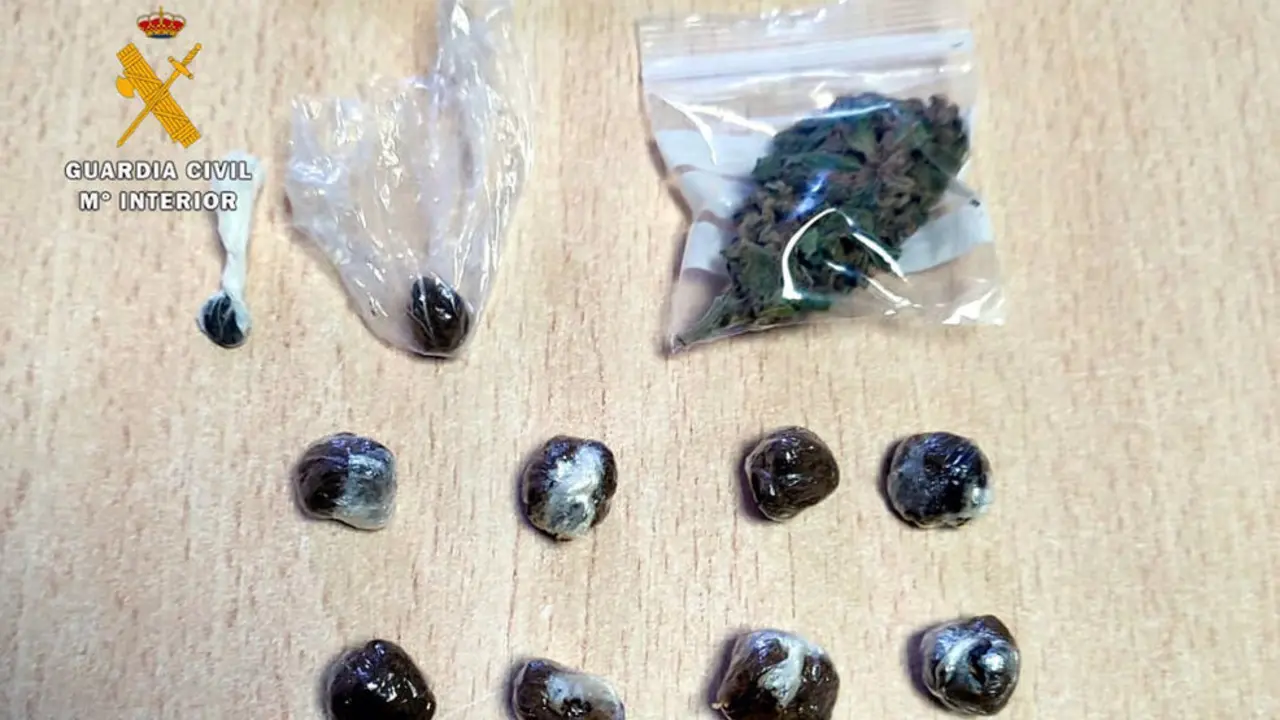 Hachís y marihuana intervenidos al menor en Castro Urdiales