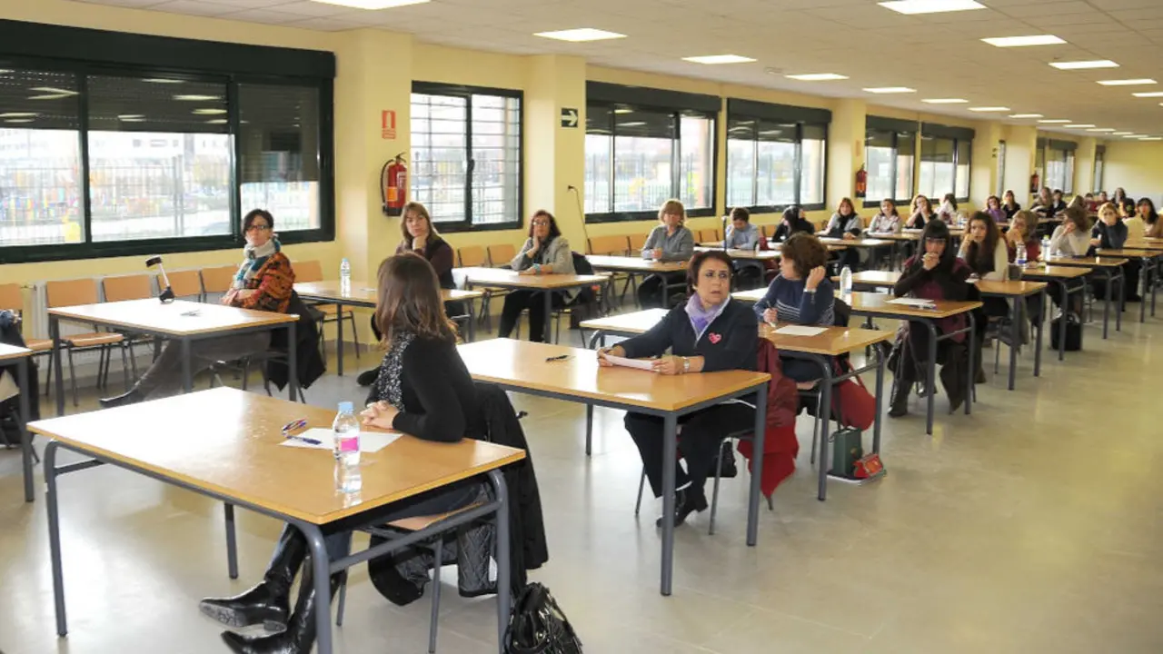 Aspirantes a maestros | Foto- Archivos