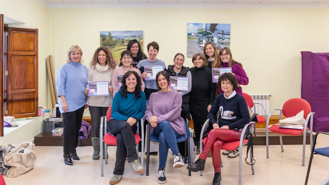 Familias de Polanco, Miengo y Suances participan en un programa de parentalidad positiva