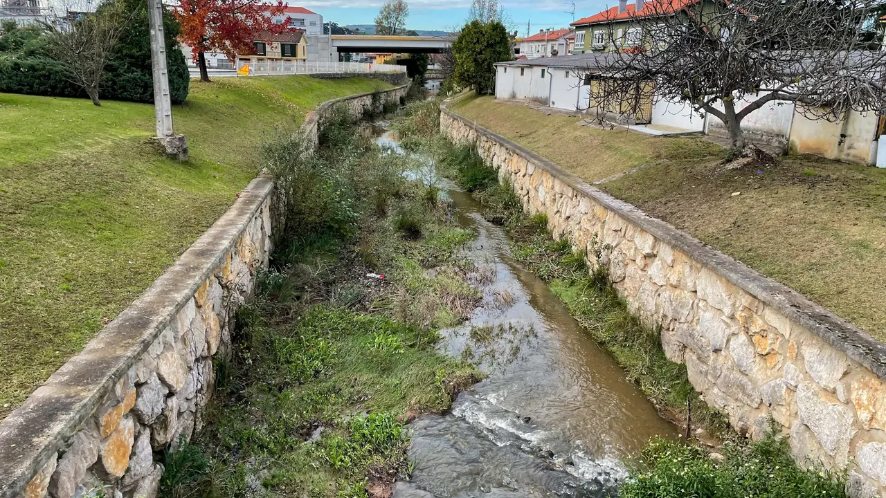 Estado del r&iacute;o Cabo antes de los trabajos de mantenimiento