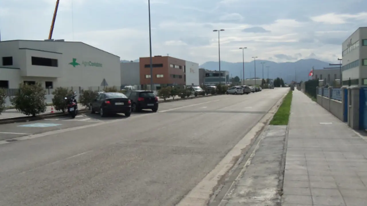 Polígono de Tanos-Viérnoles