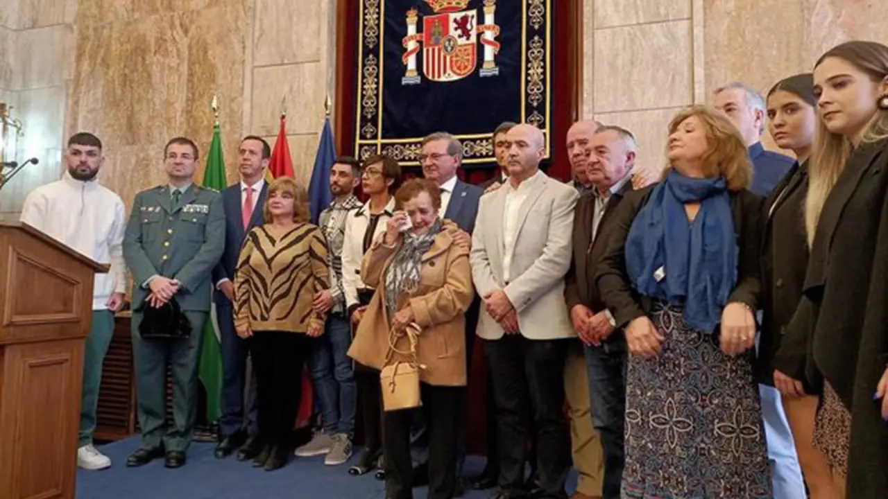 Acto de entrega de diplomas de reparación a los familiares de víctimas del 'Caso Almería'