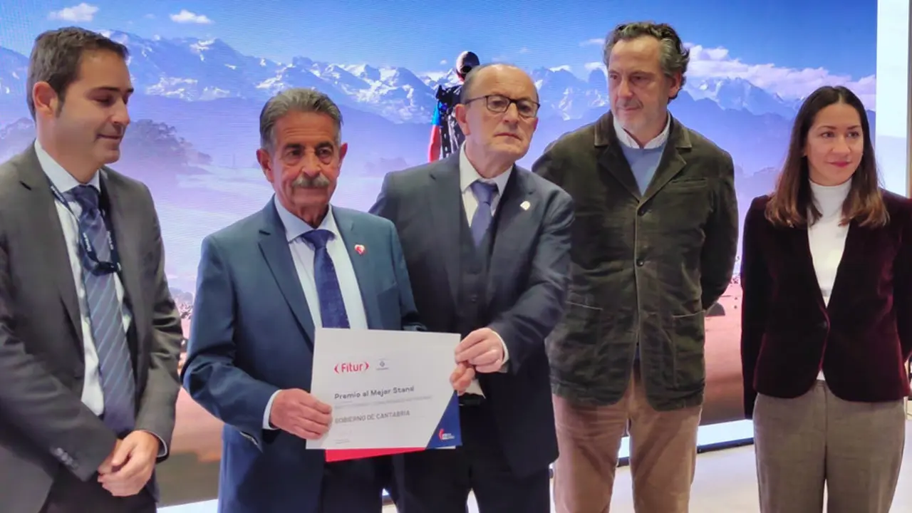 Cantabria recibe el Premio al Mejor Stand de la Feria de Fitur 2023