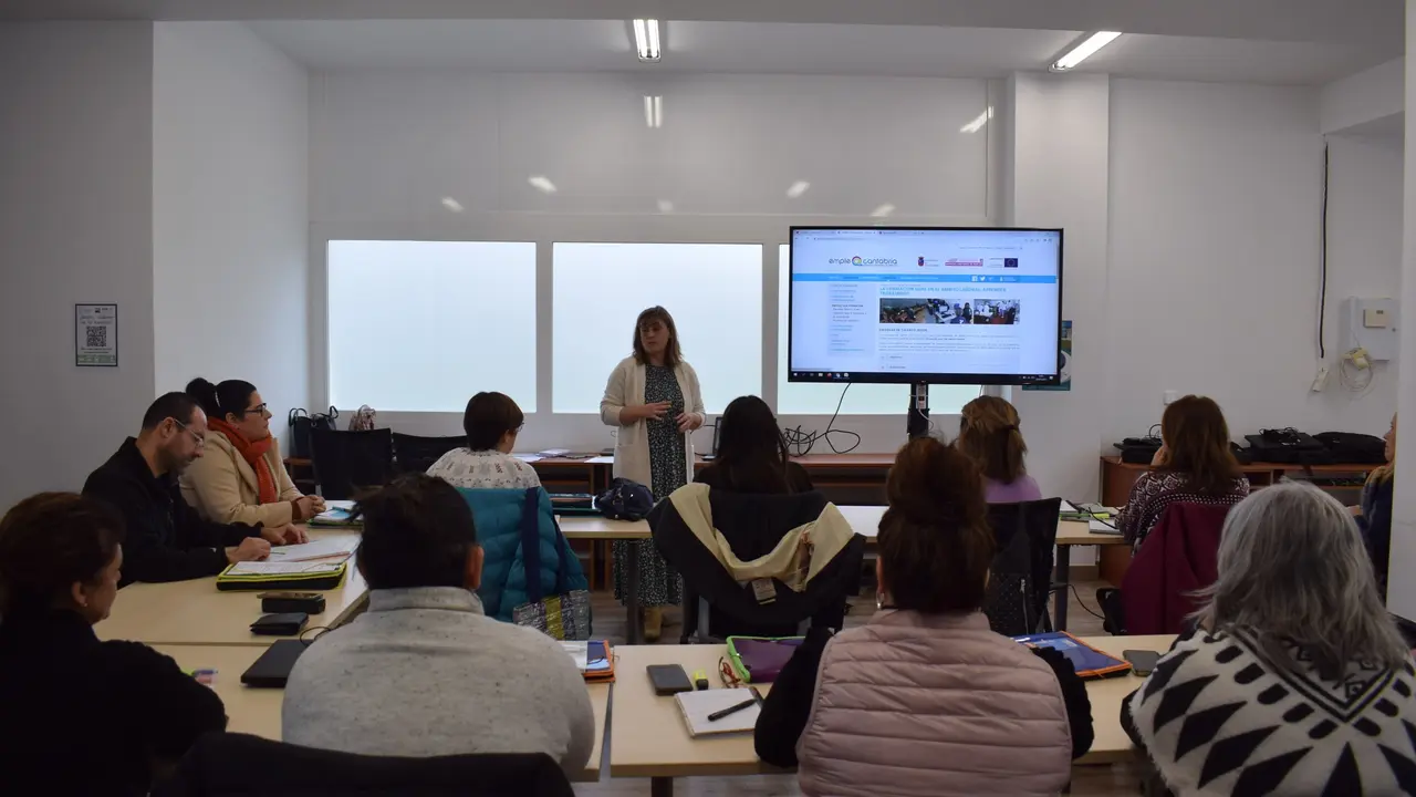 Inicio de la Lanzadera de Empleo de Pi&eacute;lagos