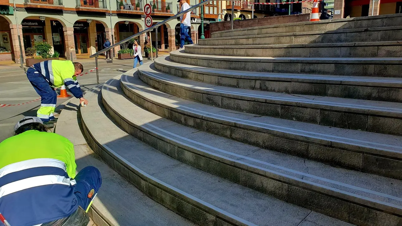 Actuaciones de mejora de la accesibilidad de los espacios p&uacute;blicos urbanizados para las personas con baja visi&oacute;n