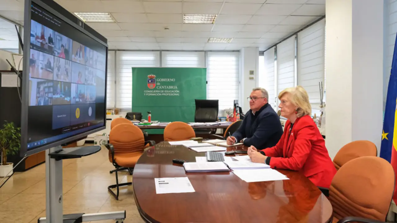 La consejera de Educación y Formación Profesional, Marina Lombó, participa, de forma telemática, en la Conferencia Sectorial de Educación